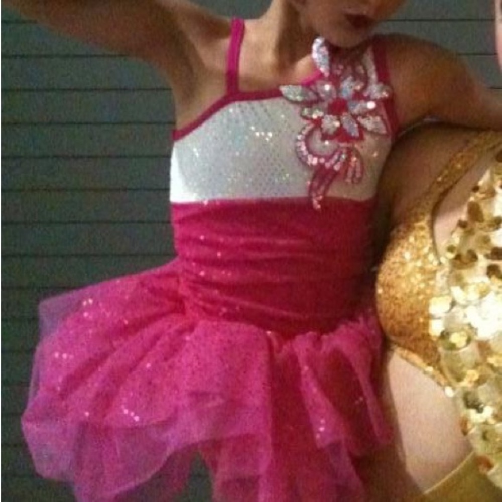 Weismann Pink Sparkly Dance Costume - Picture 3 of 11